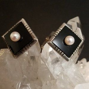 Vintage Sterling Cultured Pearl Black Onyx Cuff Links